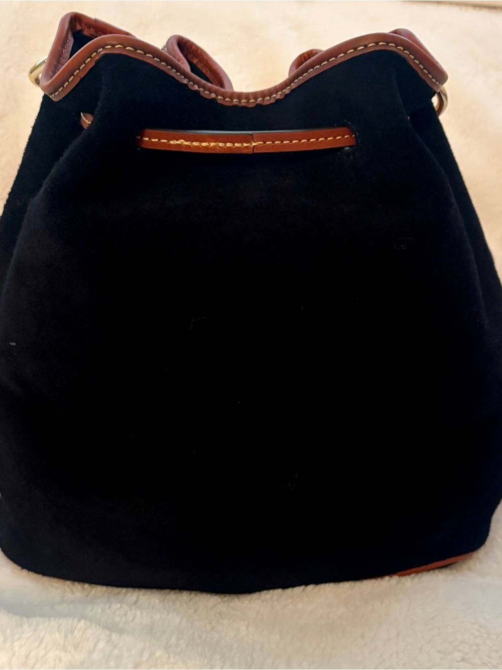 Dooney & Bourke Black Suede Drawstring Bucket Shoulder Bag🖤 - Picture 7 of 12
